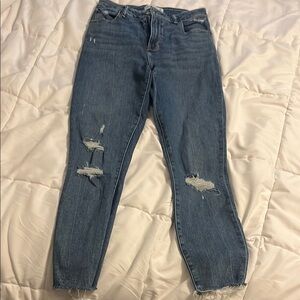 Abercrombie & Fitch women’s super Skinny high rise Jeans Distressed jeans size 8
